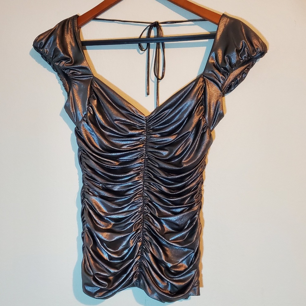 BeBe Silver Metallic Gray Ruffled Bodycon Top